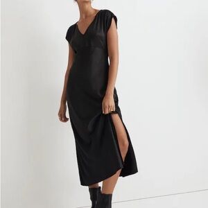 Madewell Black V-Neck Midi Dress